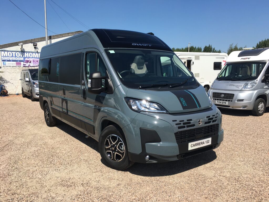 2025 Swift Carrera 122 Auto